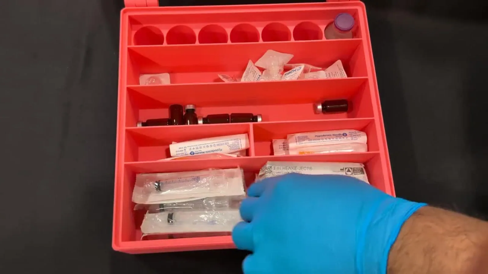 Injection Supply Storage Box | Syringe Needle Vial and Alcohol Pad Organizer — real product video